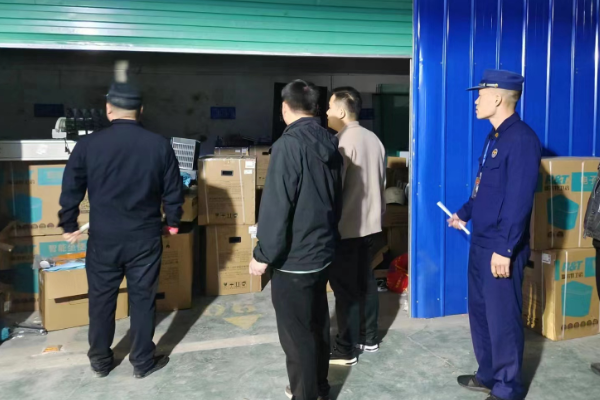 經(jīng)開區(qū)大隊(duì)消防宣傳進(jìn)單位“四個(gè)一”活動 筑牢政務(wù)服務(wù)中心防火墻